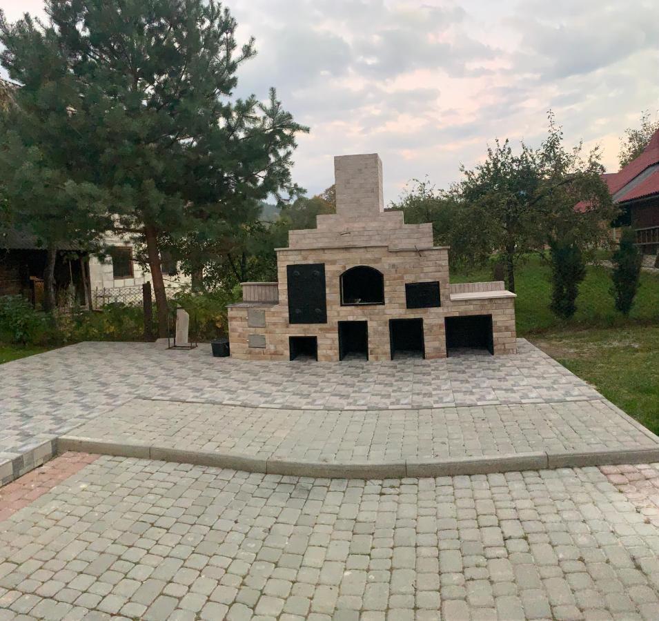 Панська Садиба Mykulychyn Exterior photo